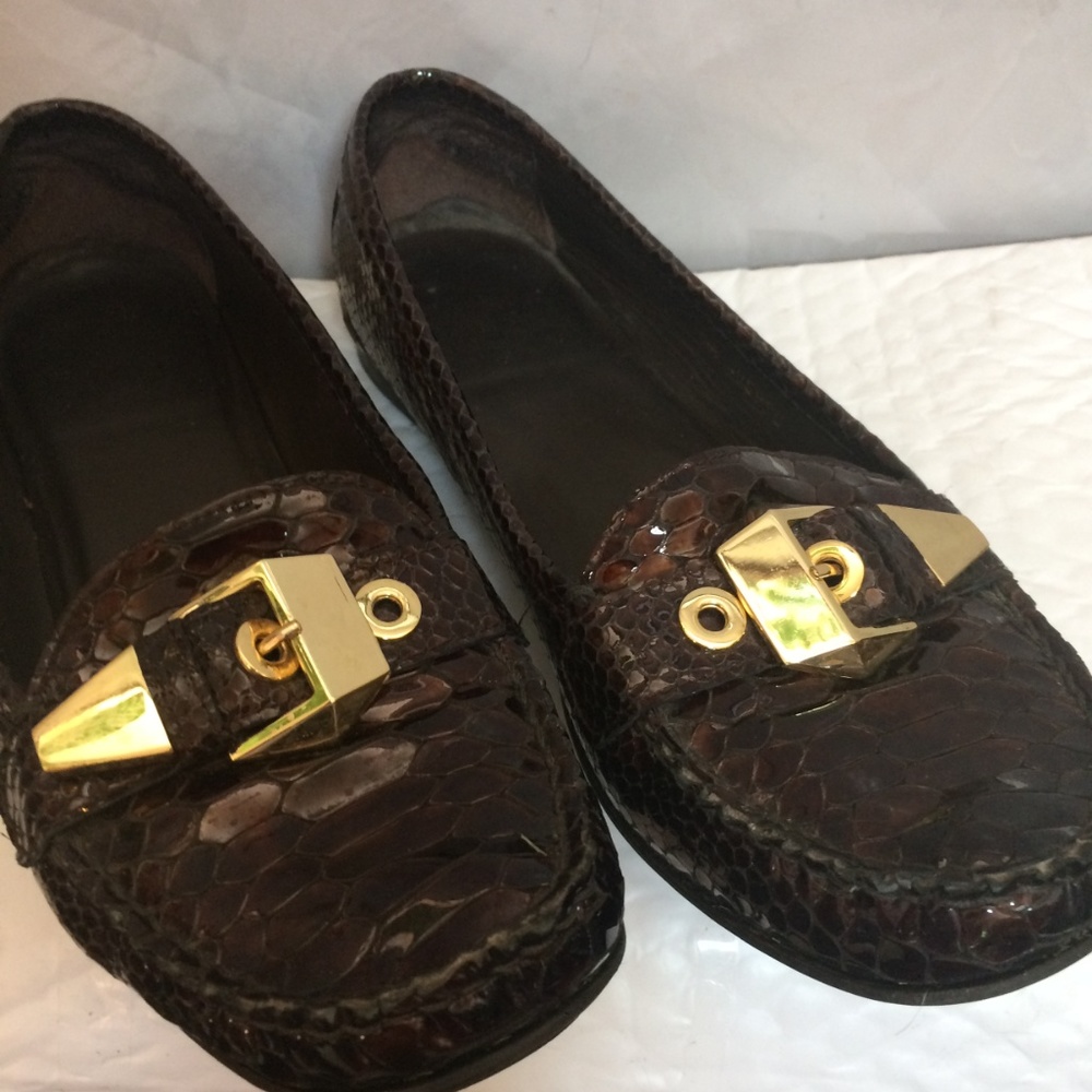 Stuart Weitzman Embossed Patent Leather Flats - image 4